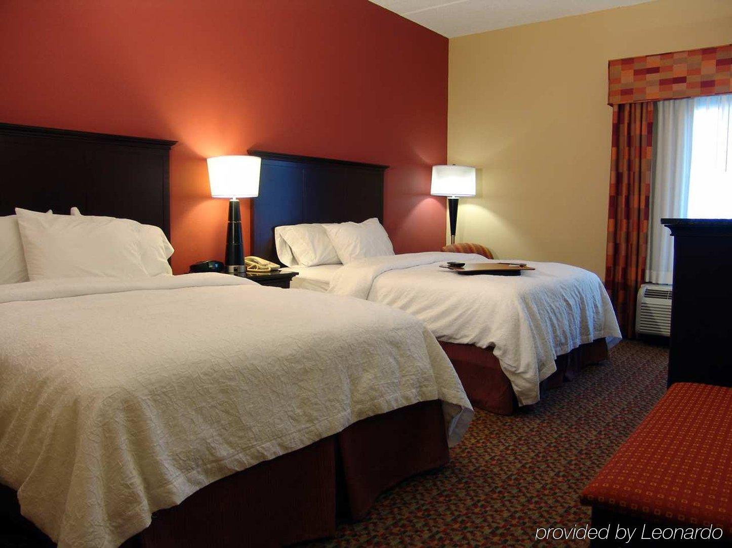 Hampton Inn Mobile-I-10/Bellingrath Gardens Tillmans Corner Room photo