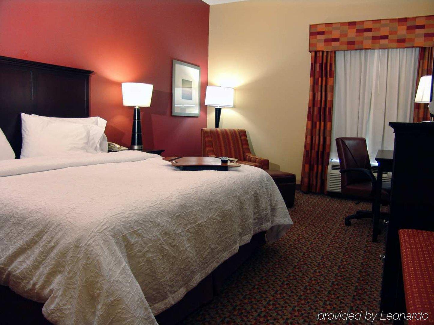 Hampton Inn Mobile-I-10/Bellingrath Gardens Tillmans Corner Room photo